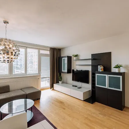 Apartament Family Parking Slot Included! Bratislava