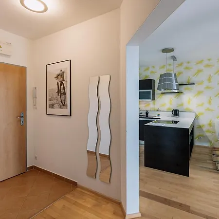 Family Parking Slot Included! Apartment *