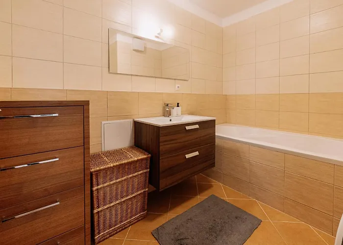 Family Parking Slot Included! Appartamento Bratislava